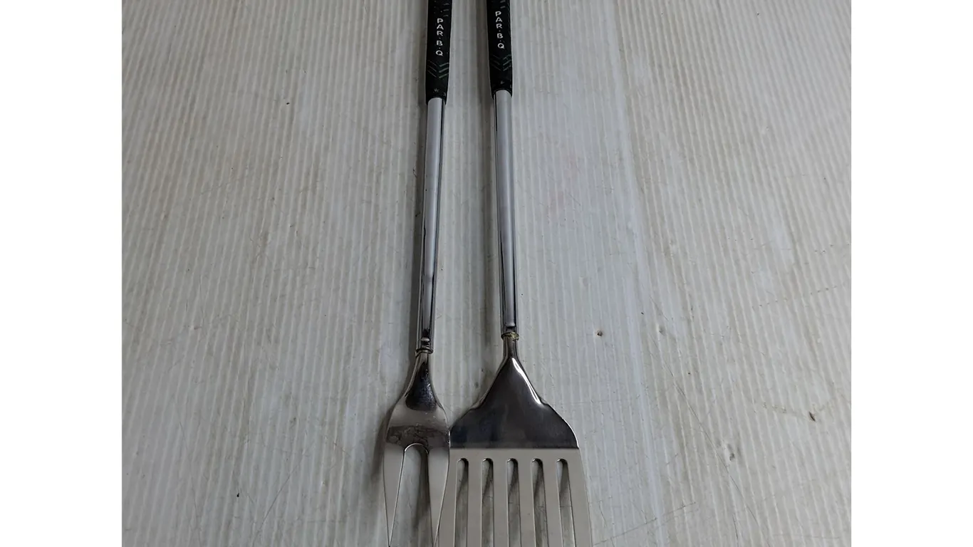 (2) Par BQ Golf Club BBQ Utensils