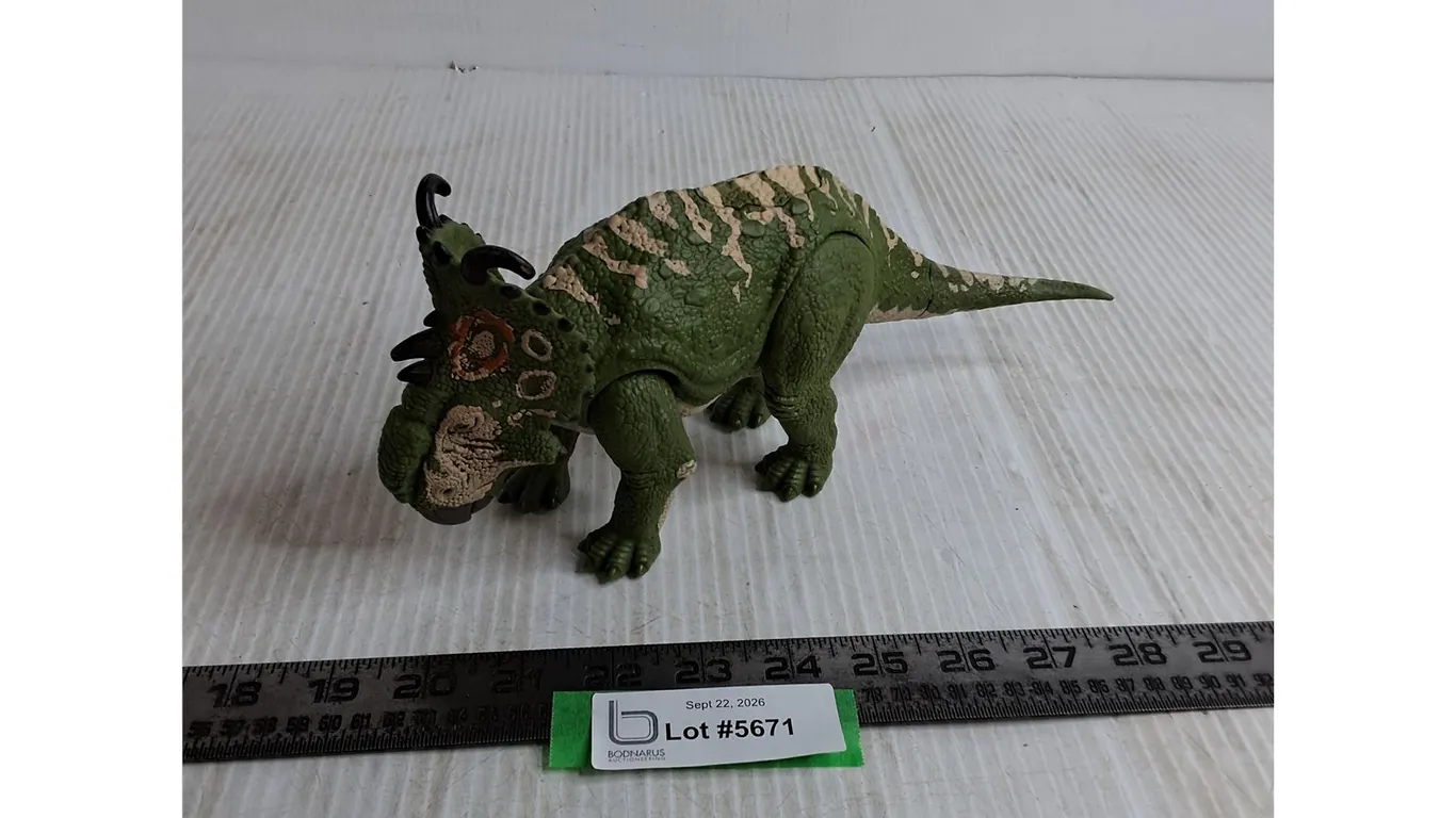 Jurassic Park Battery Powered Sinoceratops - As is