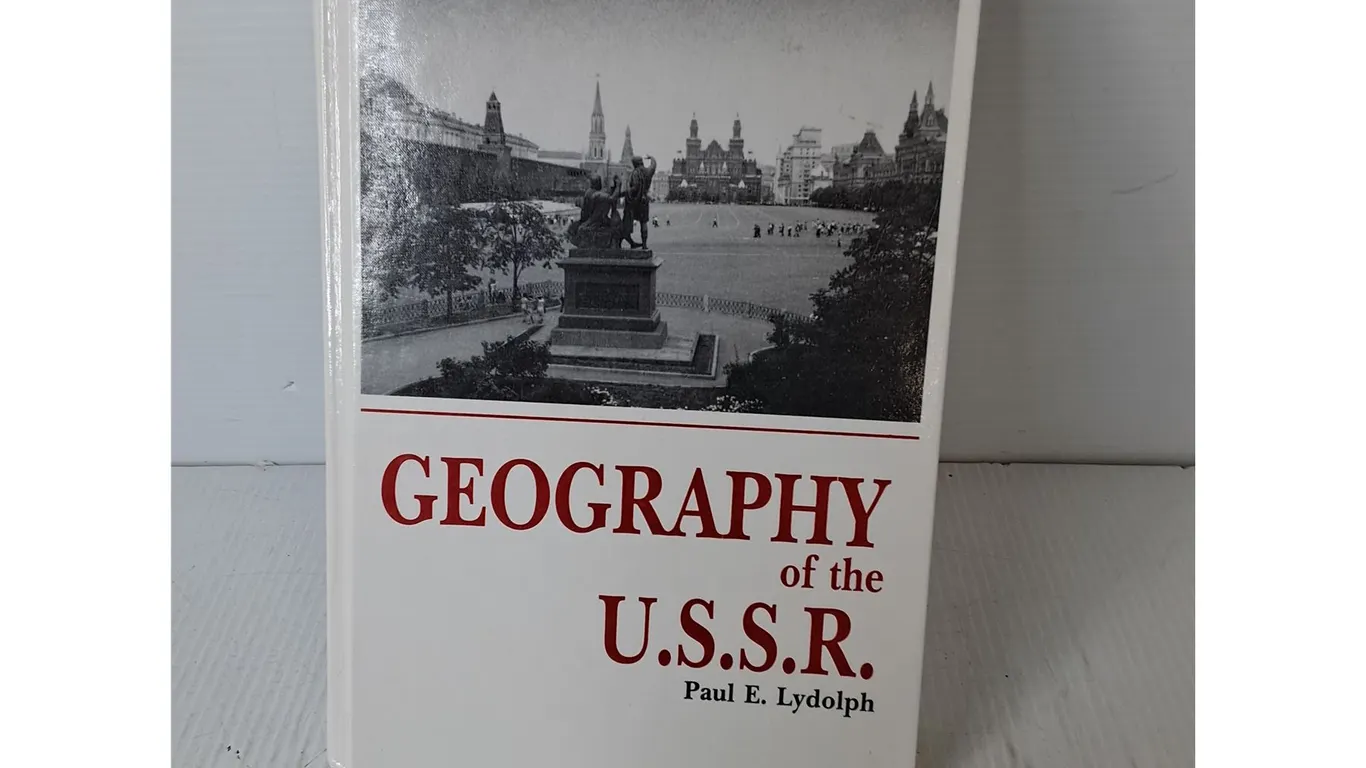 'Geography of the U.S.S.R.' Book by Paul E. Lydolph