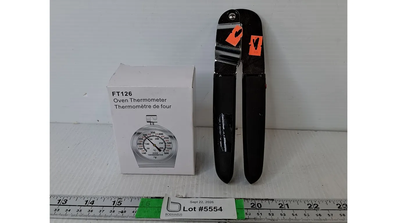 Oven Thermometer & Garlic Crusher