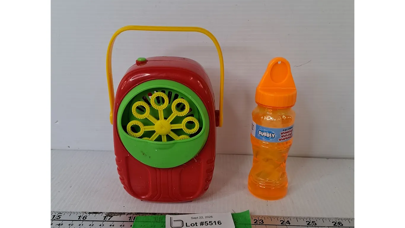 Battery Operated Bubble Machine- May Require New Batteries, Can't Ship