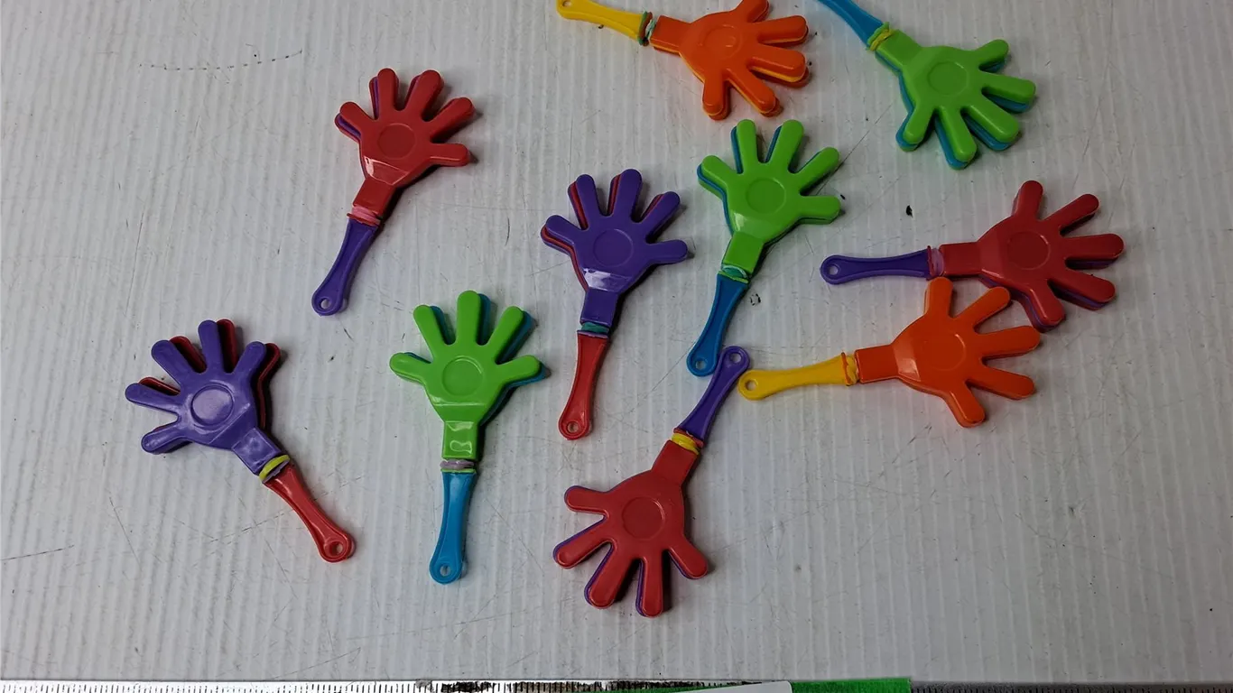 (10) Hand Clap Noise Makers