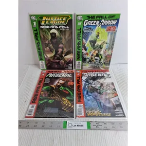 (7) Select Editions of Justice League Comic Books
