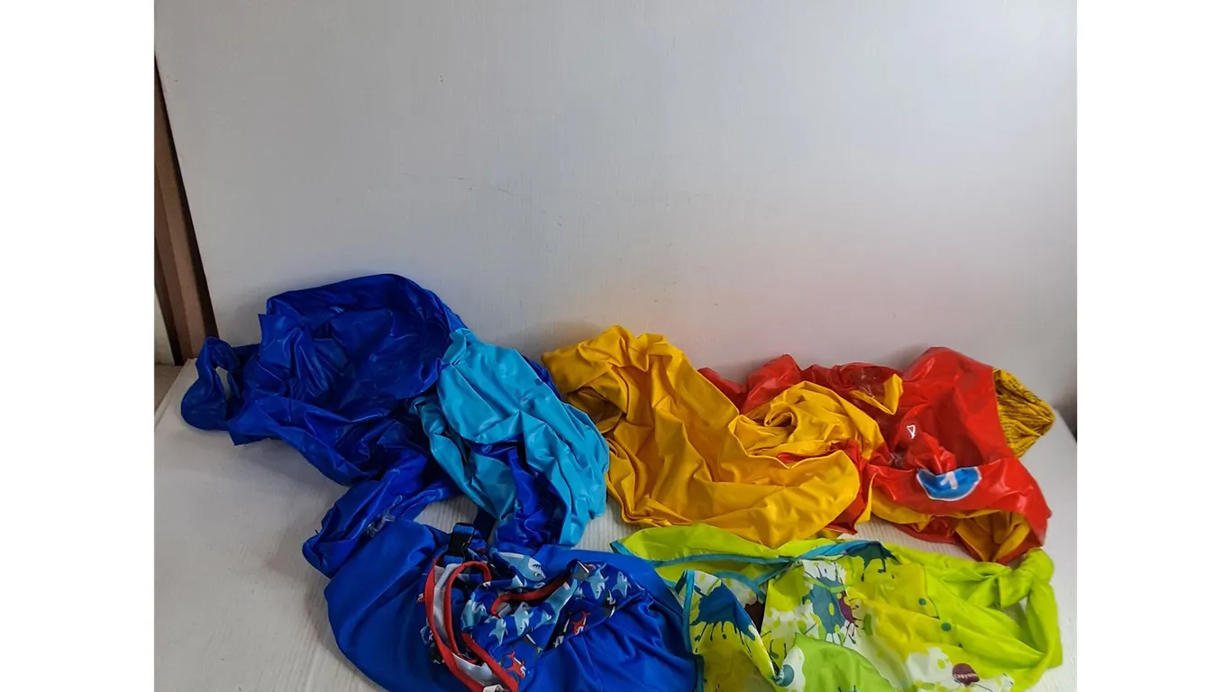 (4) Child Size Pool Inflatables, Crayola Smock