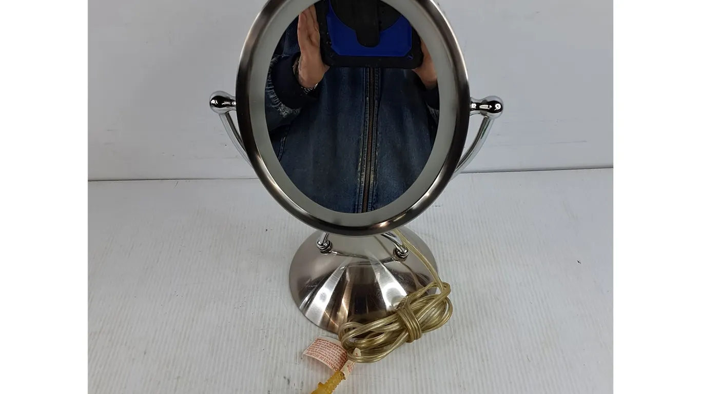 Light Up Dual Make Up Mirror - Powers On, As Is