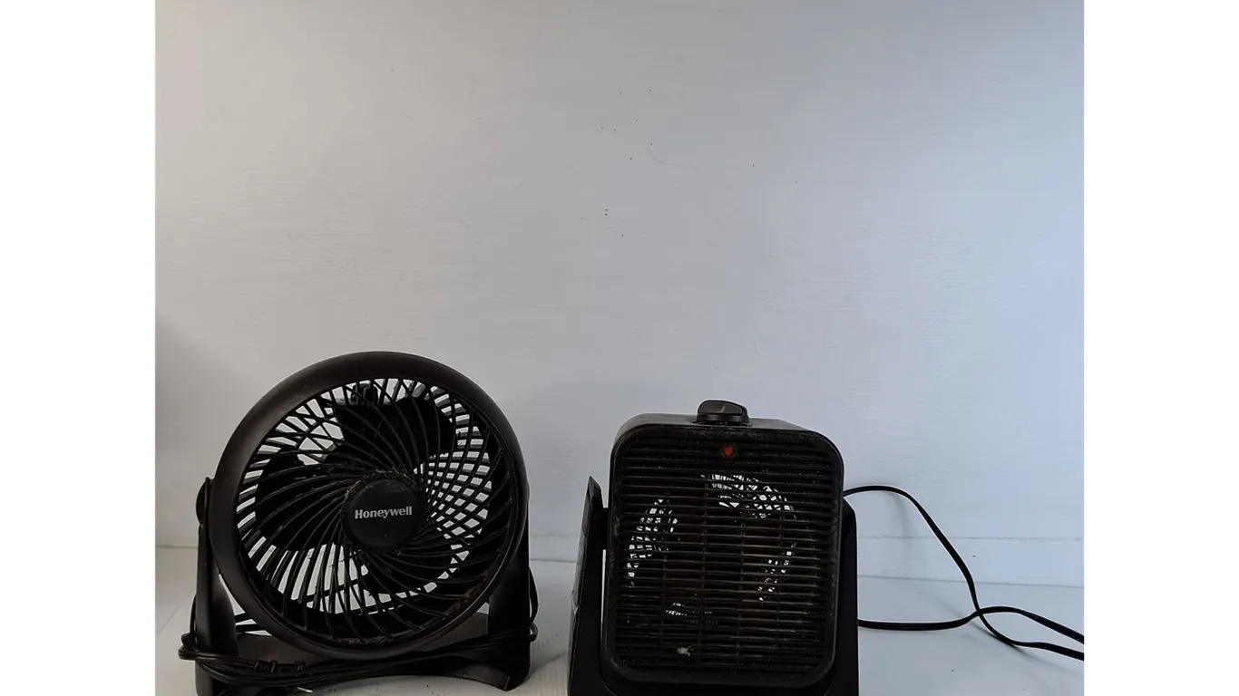Honeywell Desk Fan (powers on), Heater Fan ( powers on)
