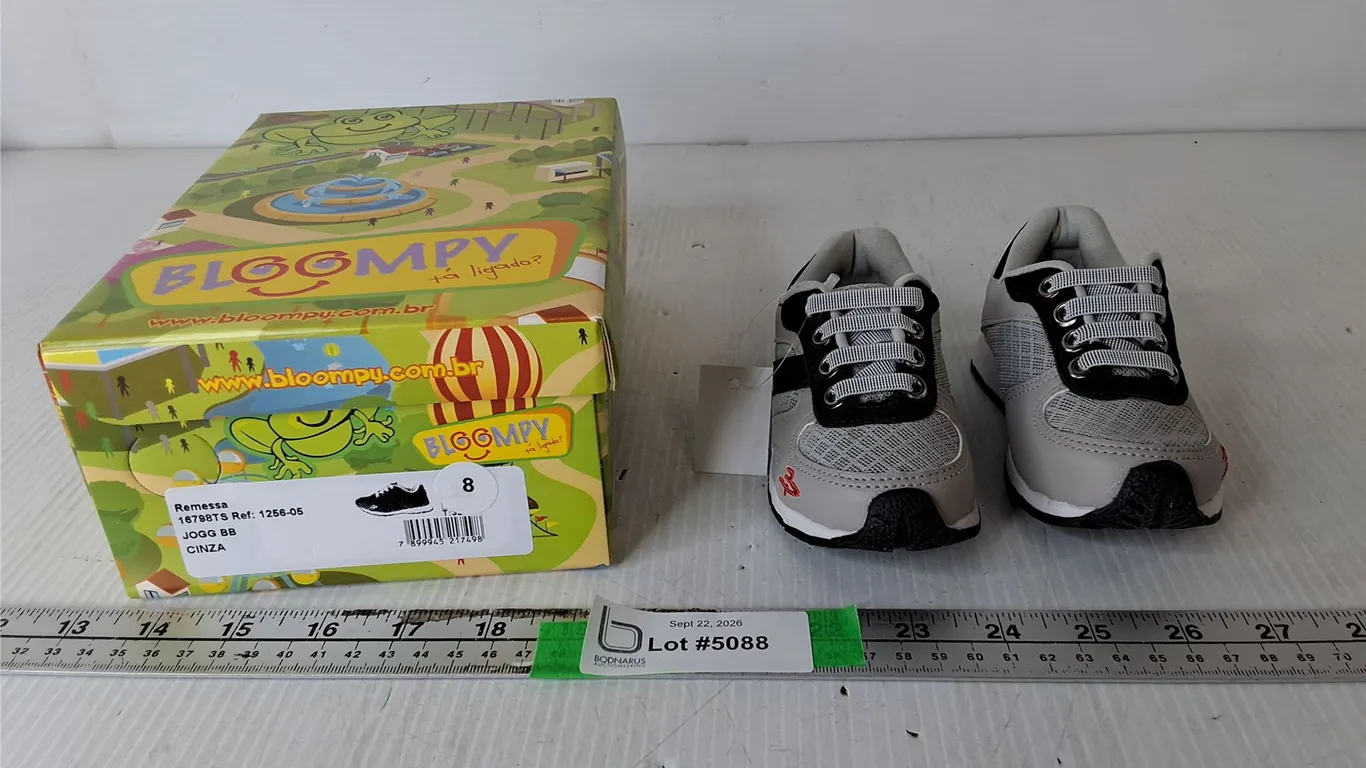 Bloompy Cinza Black Boy's Toddler Runners- Size 8