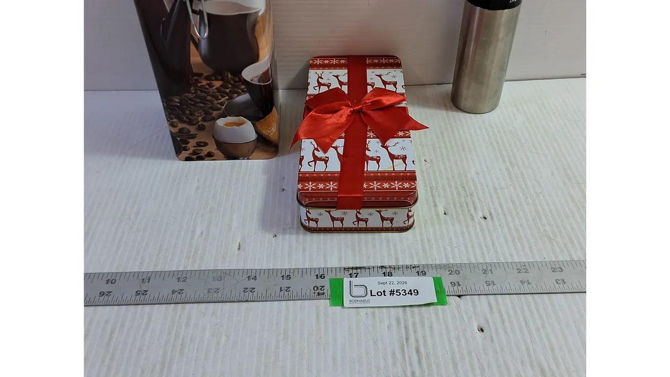 Spray Bottle, (2) Tins