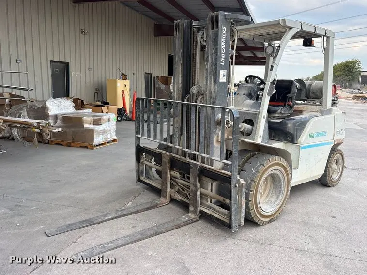 2016 UniCarriers PF80YLP forklift