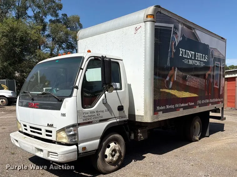 2006 GMC W4 box truck