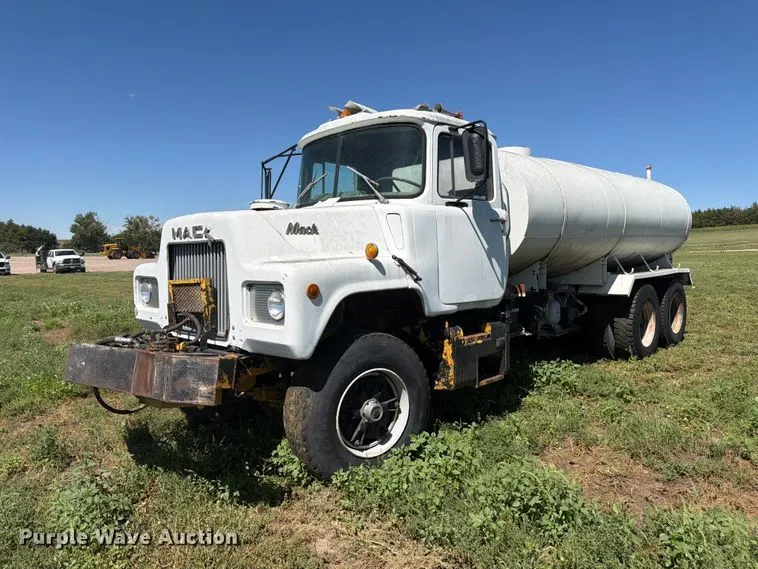 1977 Mack tank truck