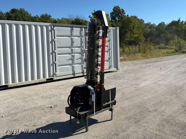 Raytree RMT48 skid steer trencher