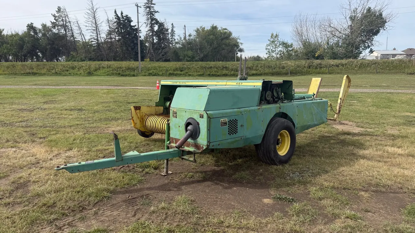 John Deere 467 Small Square Baler (Parts Only)