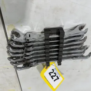 Mac Tools Swivel Head Ratcheting Wrench Set