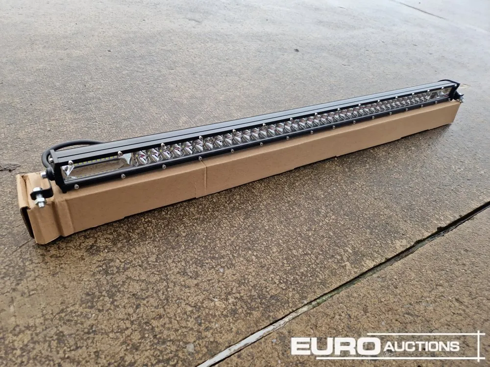 Unused 32" 300W Combo Beam LED Light Bar, Mounting Brackets, IP68 Waterproof