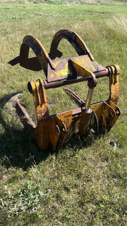 OFFSITE - Hydraulic log grapple fork