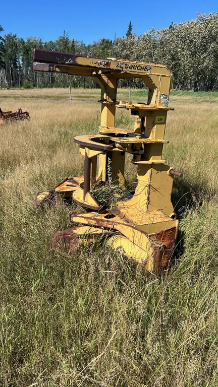 OFFSITE - Hydro-ax 16” buncher shear