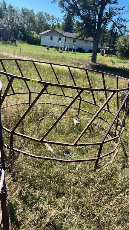 OFFSITE - Bale Feeder