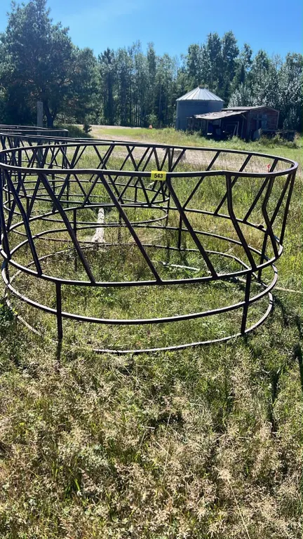 OFFSITE - 1 round bale feeder