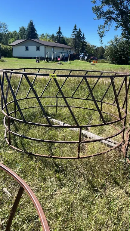 OFFSITE - Bale Feeder