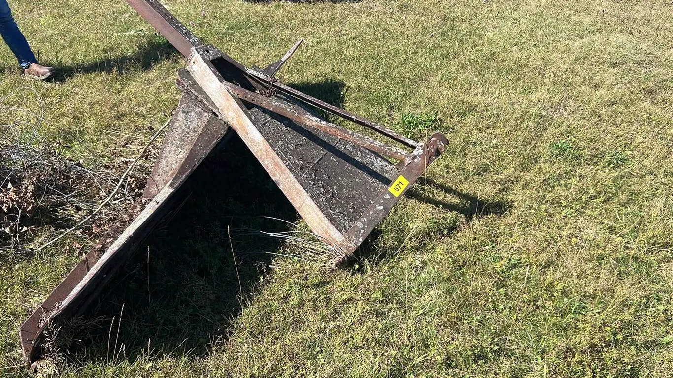 OFFSITE - HD 9’ 3pth blade