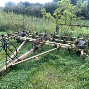 Hawkins 15' Digger