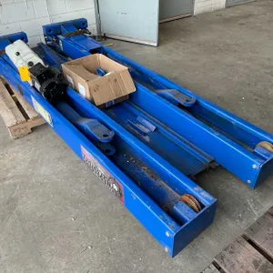 (2) Post Vehicle Lift