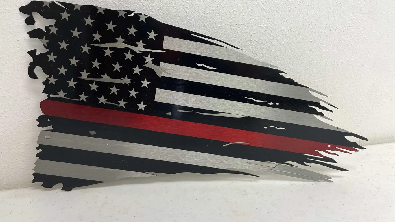 Red Metal Art Americal Flag