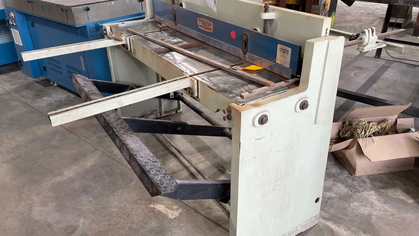 Baileigh Foot Stomp Shear