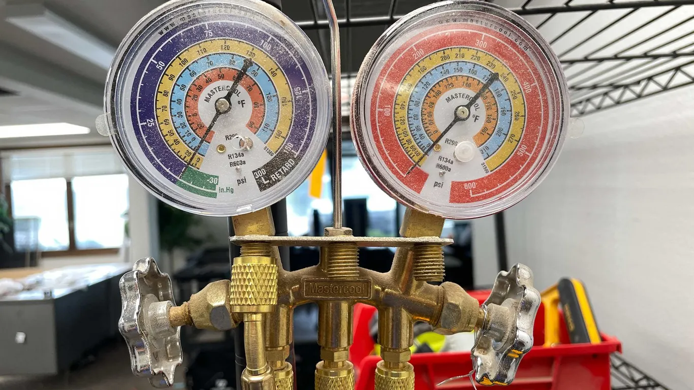 Master Cool A/C Manifold Gauge Set