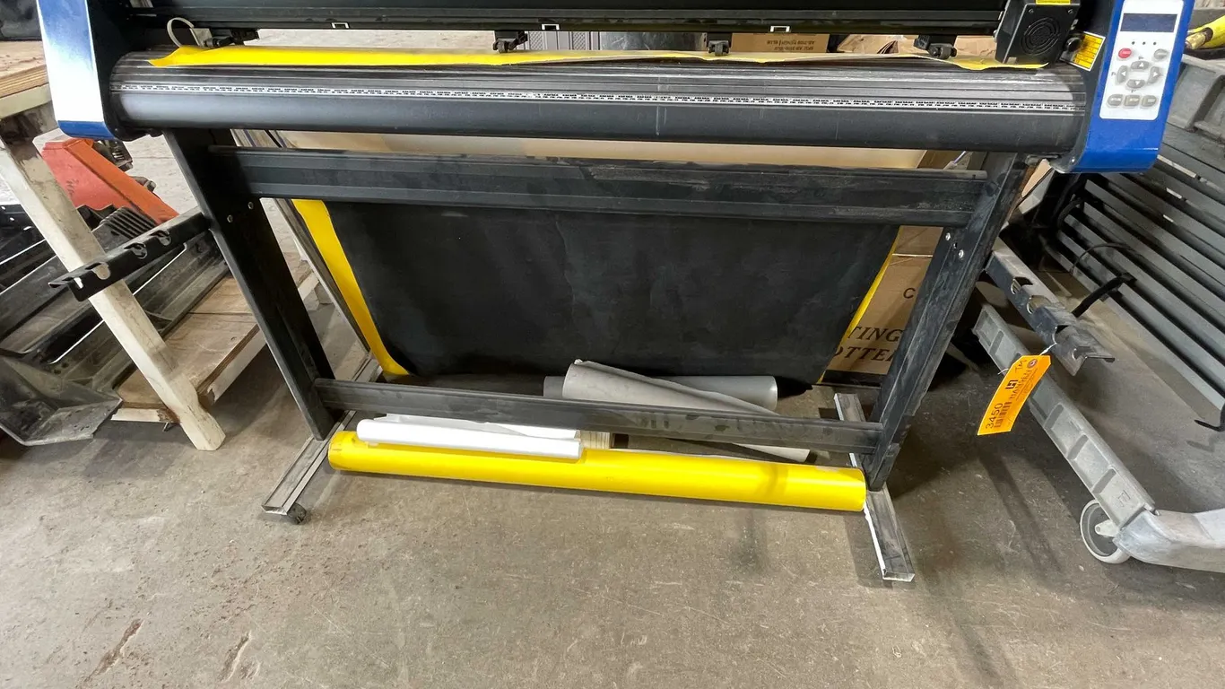 Cutting Plotter