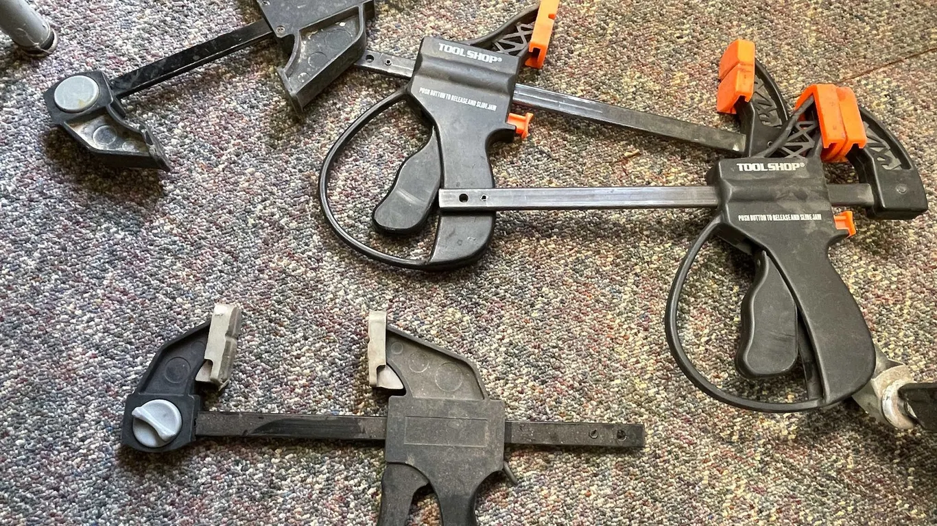 (4) Tool Shop Bar Clamps