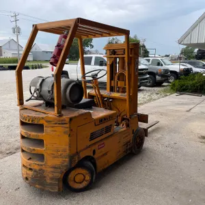 White-Mobulift LP Forklift