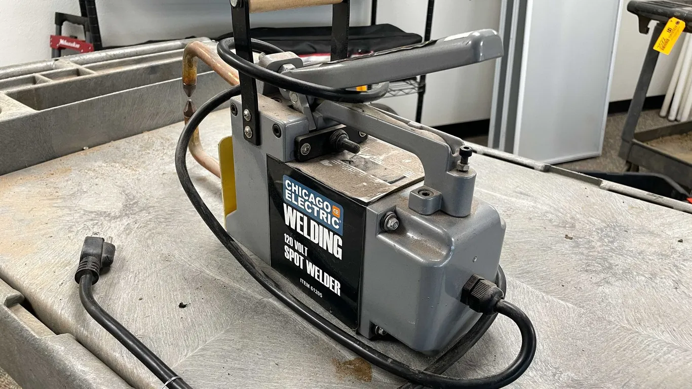 Chicago 120 Volt Spot Welder