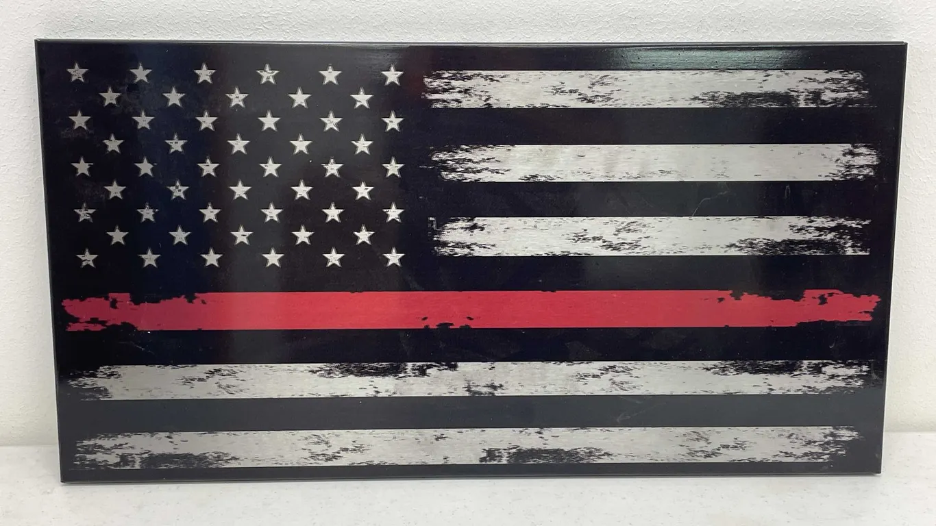Beveled Edge Metal American Flag