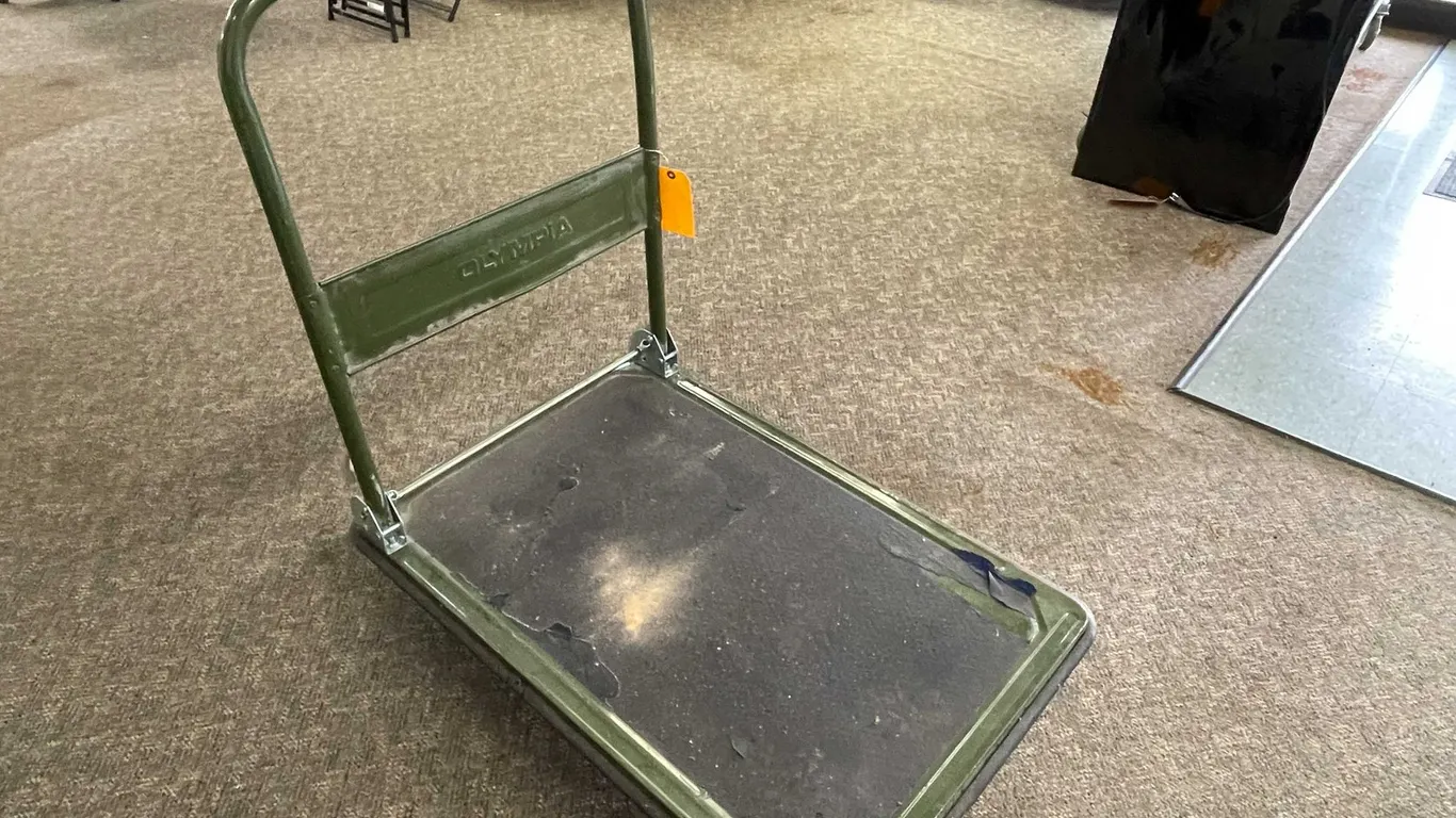 Olympia Metal Rolling Cart