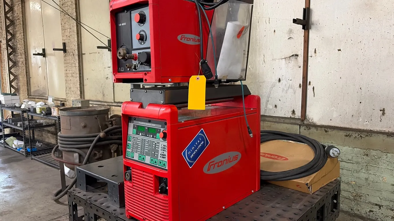 Fronius TransPuls Synergic 3200 Welding System
