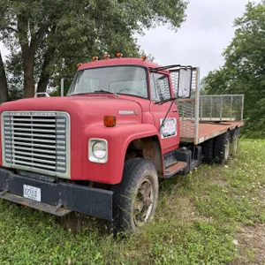 1976 International Loadstar 1800 Flatbed Truck