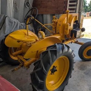 1942 John Deere LI