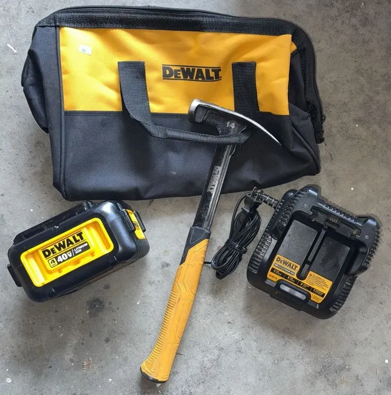 DEWALT 14 oz Hammer with 40V Battery, Charger, and Carrying Bag