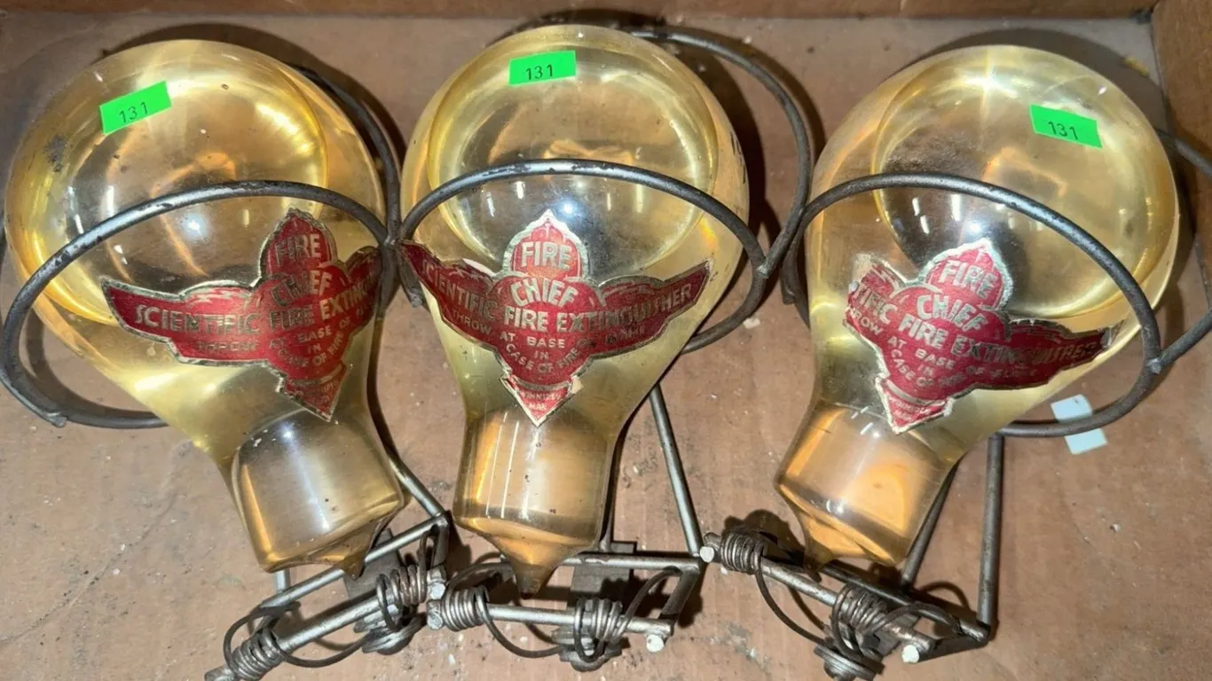 3 Chief Fire Extinguisher Glass Fire Grenades