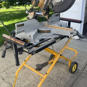 DeWalt DW718 12-Inch Double-Bevel Sliding Compound Miter Saw with Wheeled Stand
