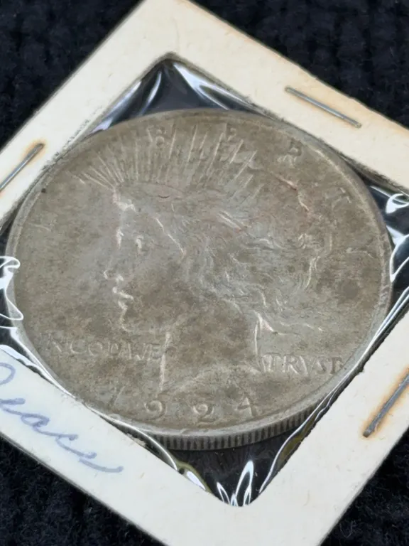 1924 Peace Silver Dollar, Philadelphia Mint