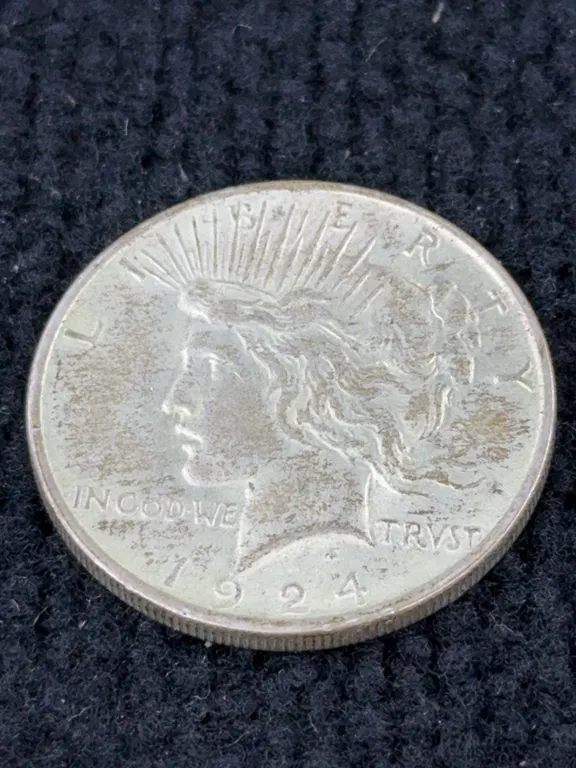 1924 Peace Silver Dollar, Philadelphia Mint