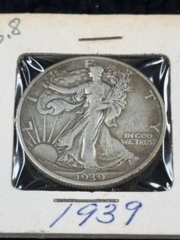 1939 Walking Liberty Silver Half Dollar, Philadelphia Mint
