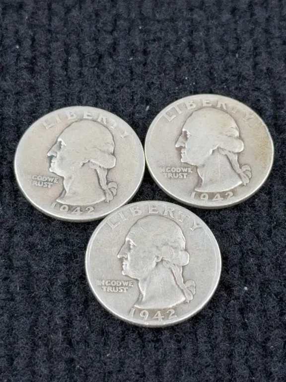 3 1942 Washington Silver Quarter Dollars, Philadelphia Mint