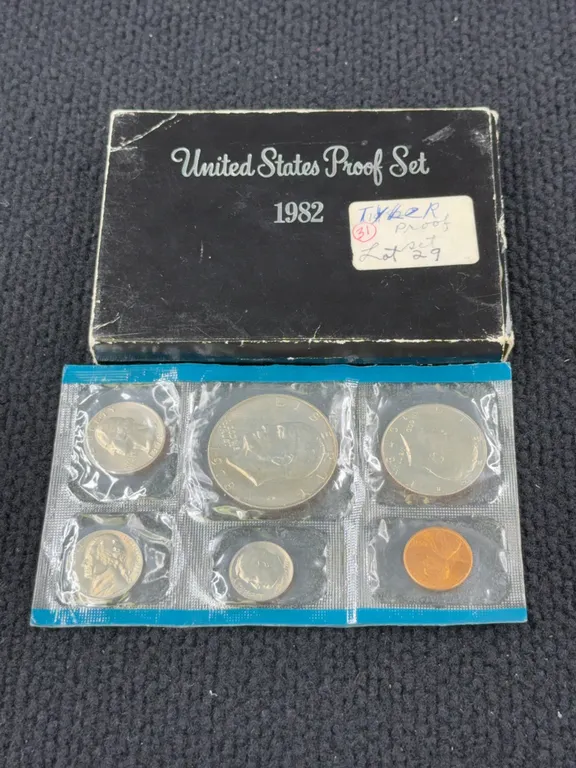 1978P & 1982S Proof Sets
