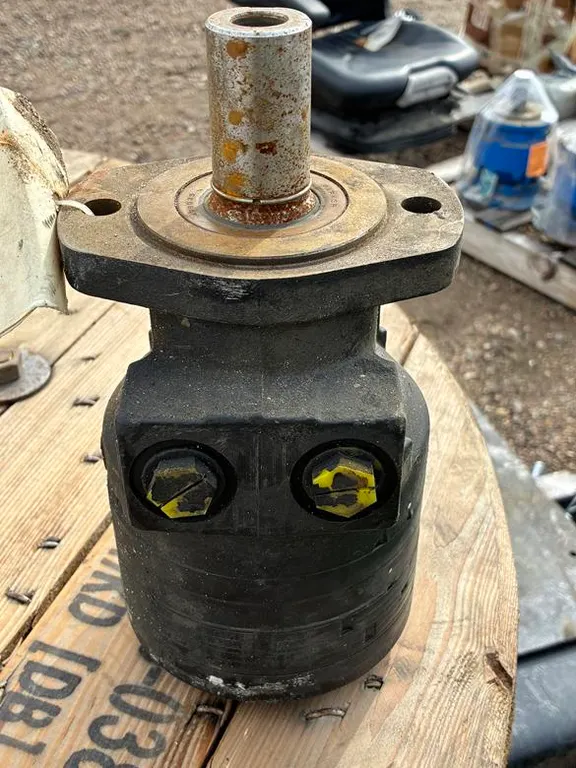 Hydraulic Motor (1 1/4" Shaft)