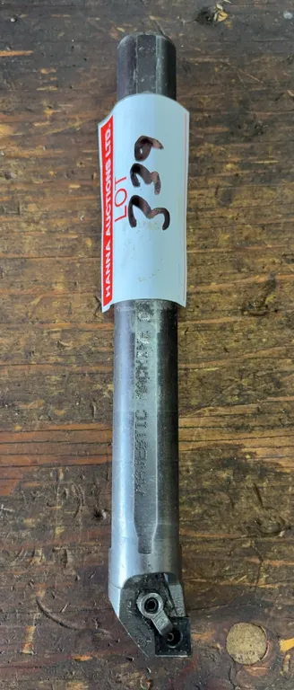 Indexable Boring Bar Tool Holder A16-DCLNR4 NJ7, CNMG Insert Style