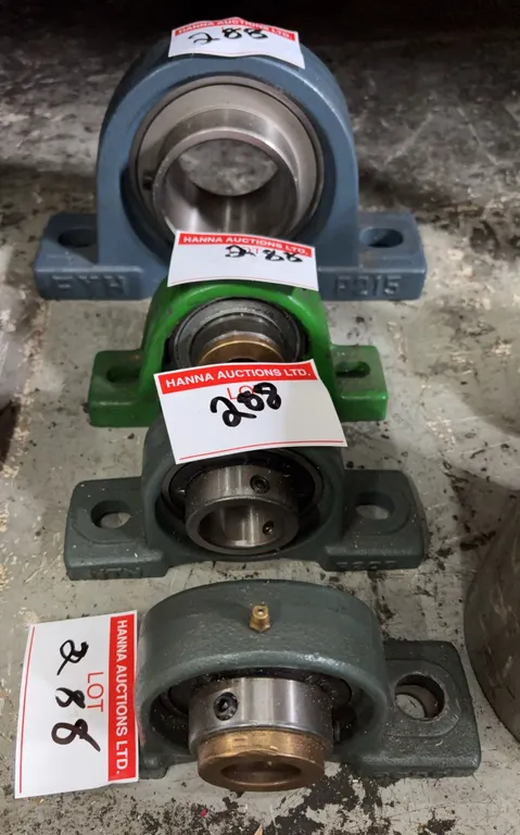 Lot of 4 Pillow Block Bearings